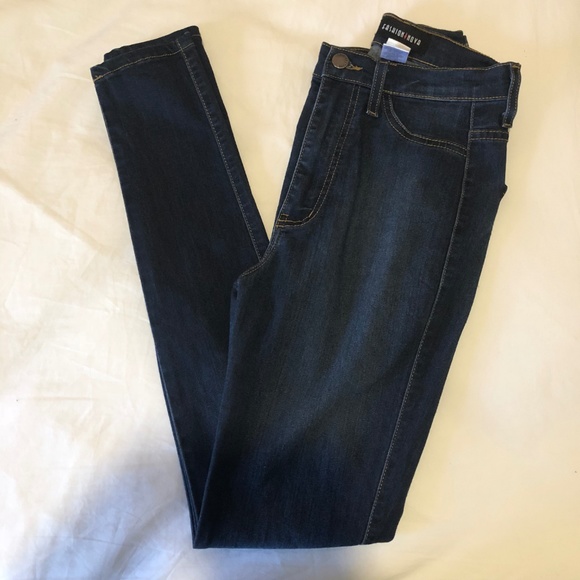 SOLD Fashion Nova Classic High Waist Skinny Jeans - Picture 3 of 6